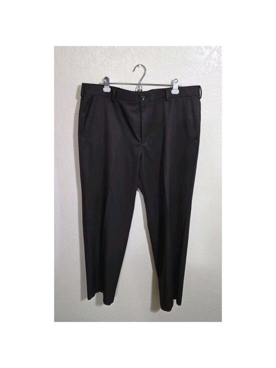Izod Other - Izod Men’s Dark Brown Flat Front Straight Fit Slacks Dress Pants 38x32 Pleated